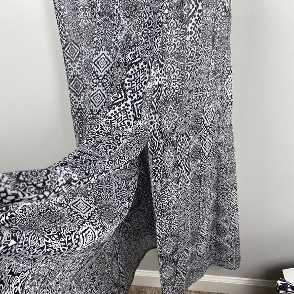 Torrid Dress Sleeveless 2X Plus Size Black White Ikat Print Lightweight Beach - Picture 8 of 12
